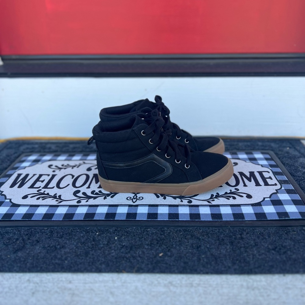 Kids Wonder Nation Sneakers